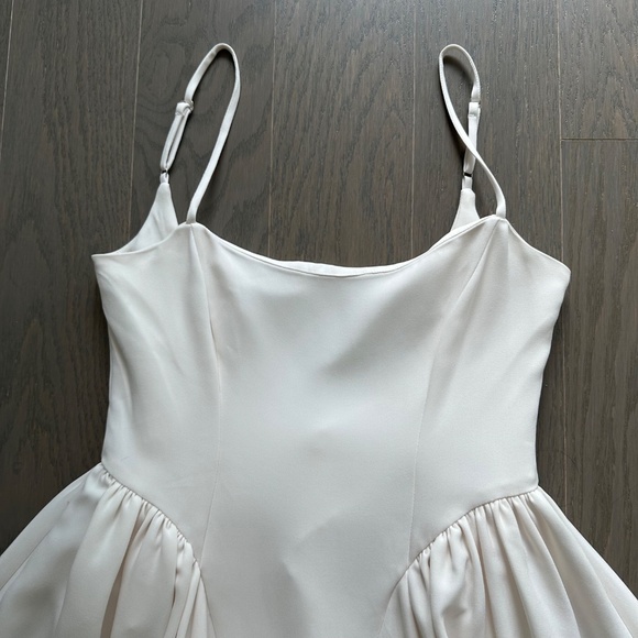 Reformation BONIE Fior Di Latte Ivory White Wedding Dress - Size 6 - with tags - Picture 6 of 9